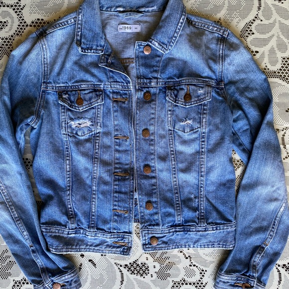 GAP 1969 Women Icon Denim Jacket - Picture 1 of 7